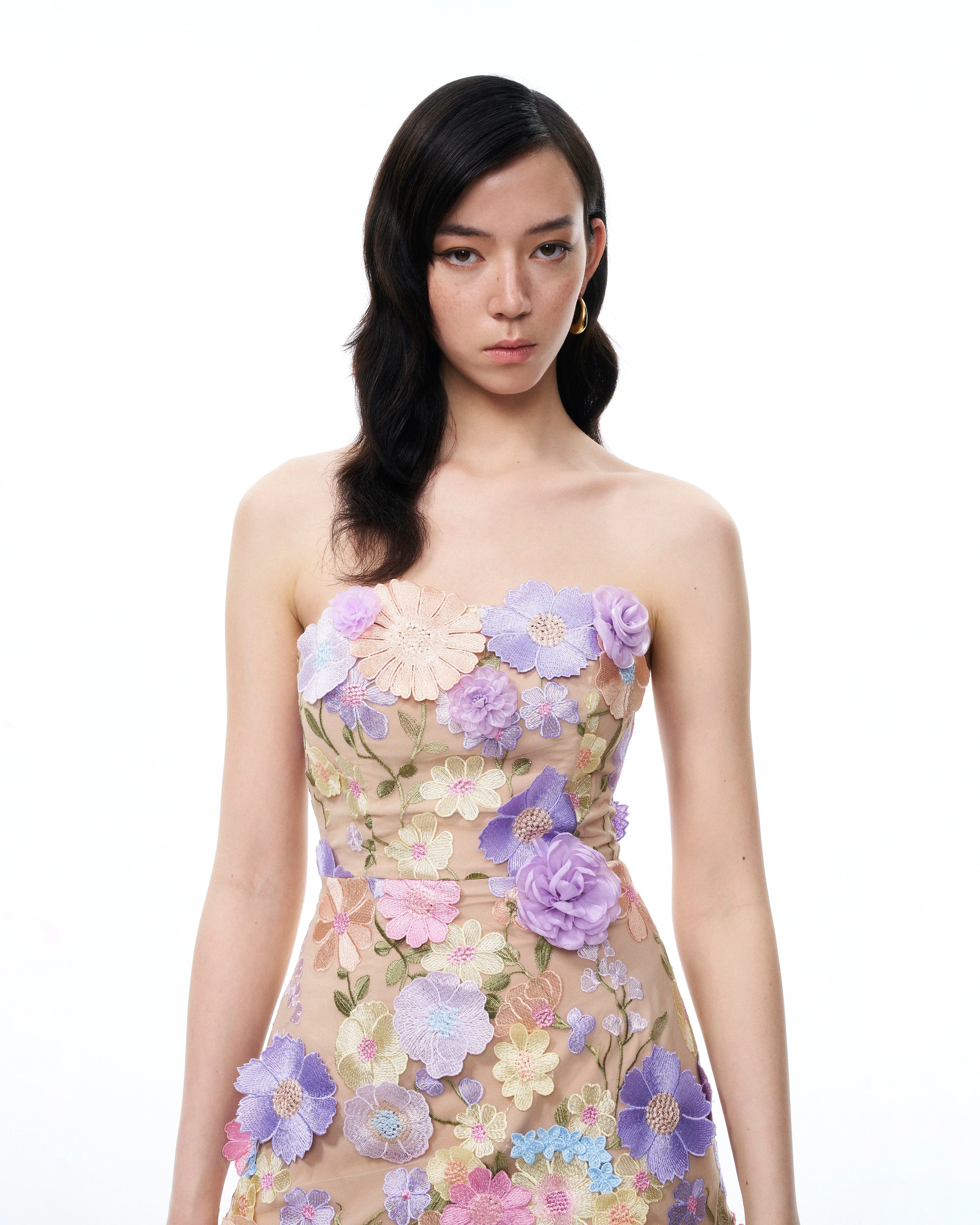 Amelie Besticktes Minikleid mit Blumen – Pastellfarben Mehrfarbig - Image 6