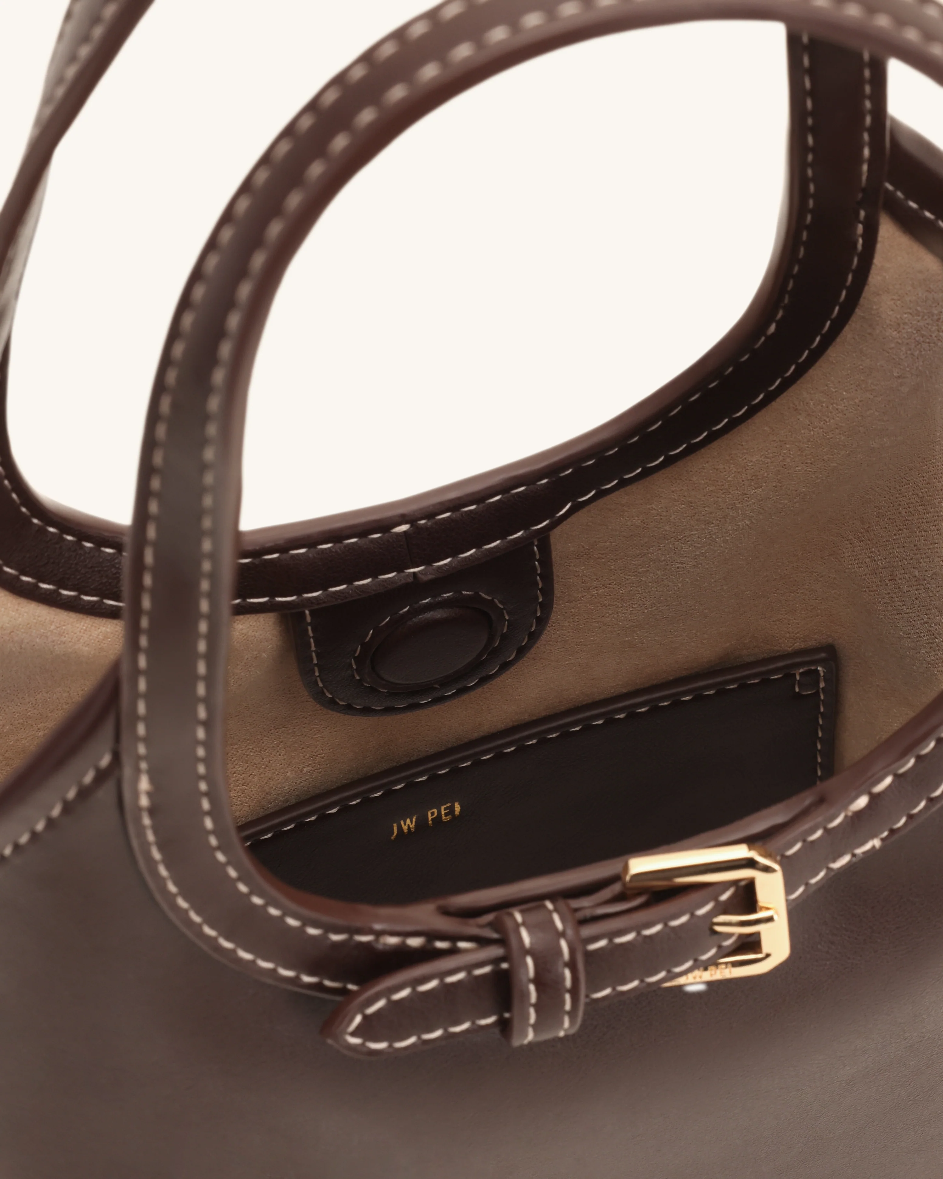 Brooke Mini-Henkeltasche mit Gürteldetails und Verzierungen - Dunkelbraun - Image 4