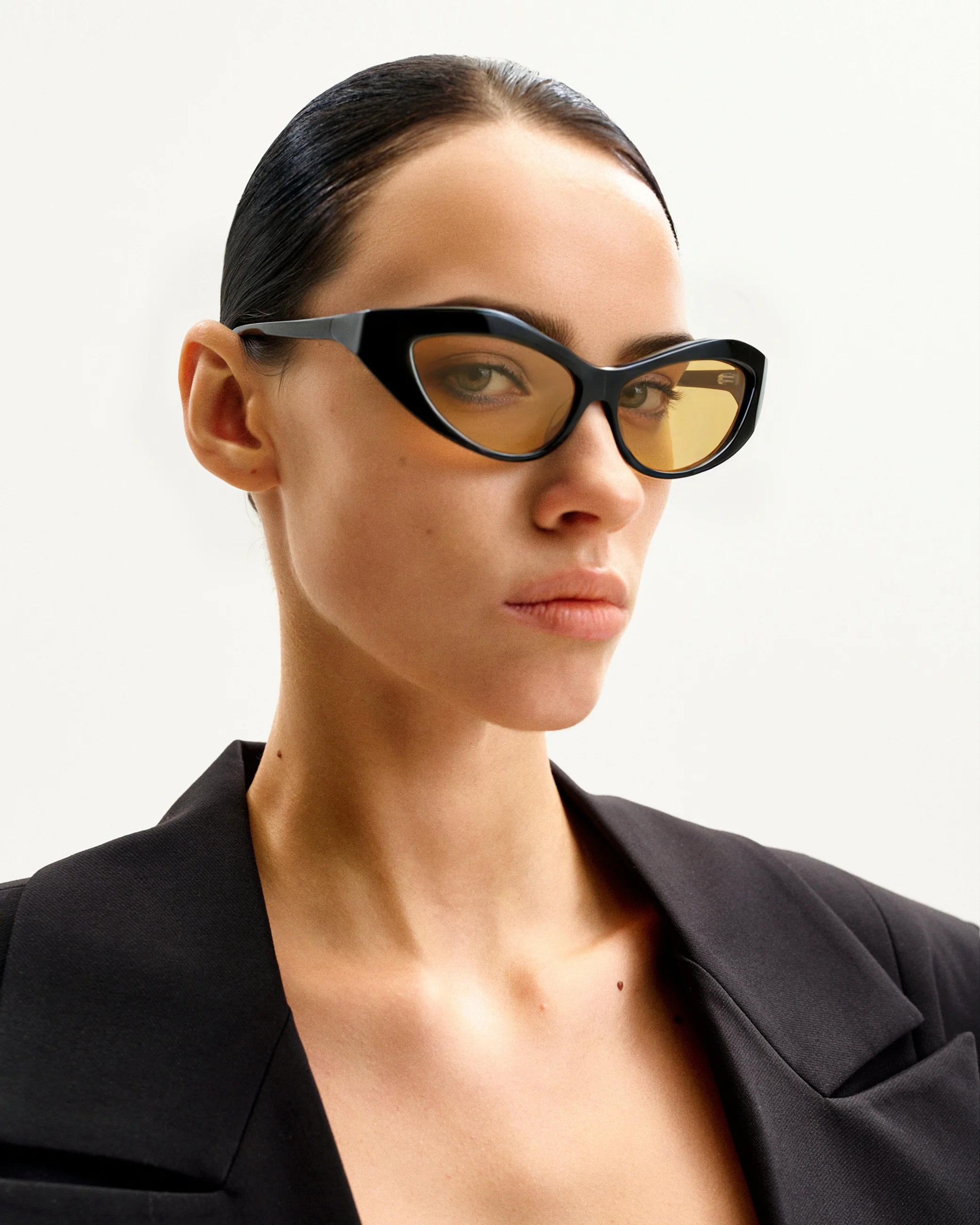 Clarissa Cat-Eye Sonnenbrille - Schwarz - Image 2