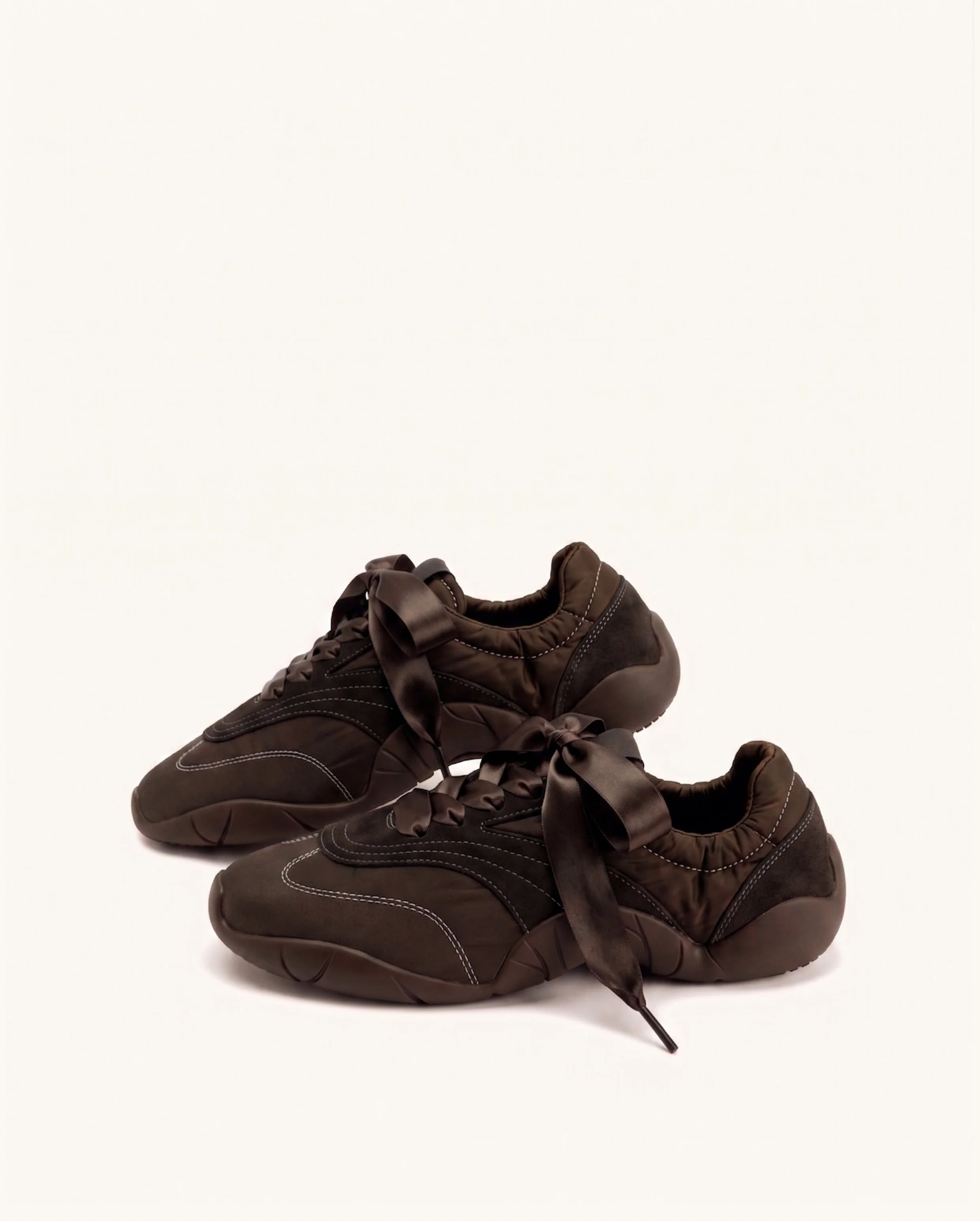 Flavia Ballerina-Sneakers mit Band und Spitze - Dunkelbraun