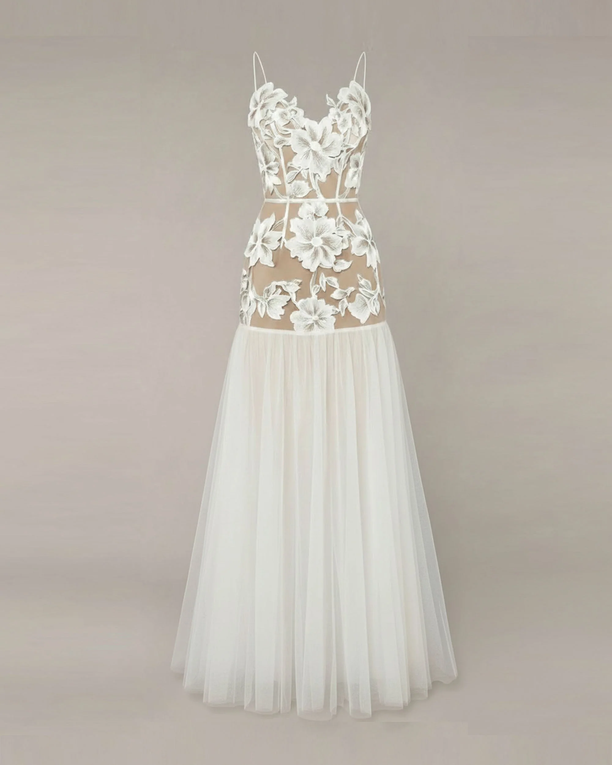 Maxikleid aus floral besticktem transparentem Tüll - Weiß - Image 3