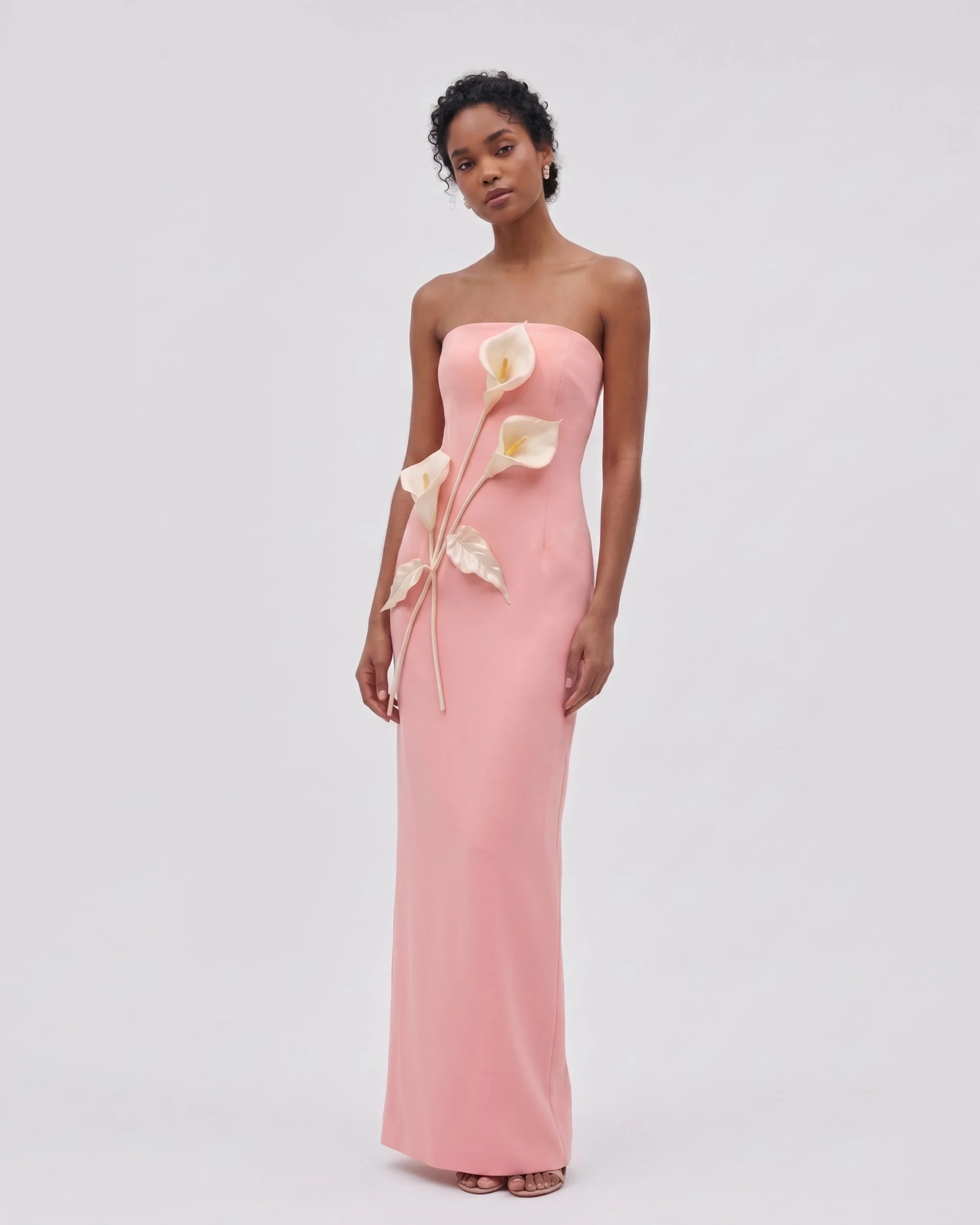 Trägerloses Kleid mit Blumenapplikationen - Korallenrosa