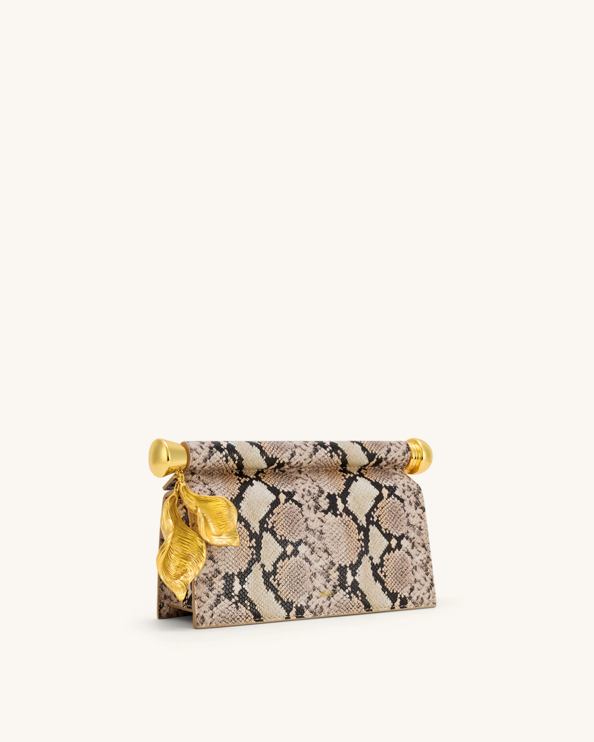 Holly Schlangenhaut-Clutch mit Metallanhänger – Apricot - Image 2