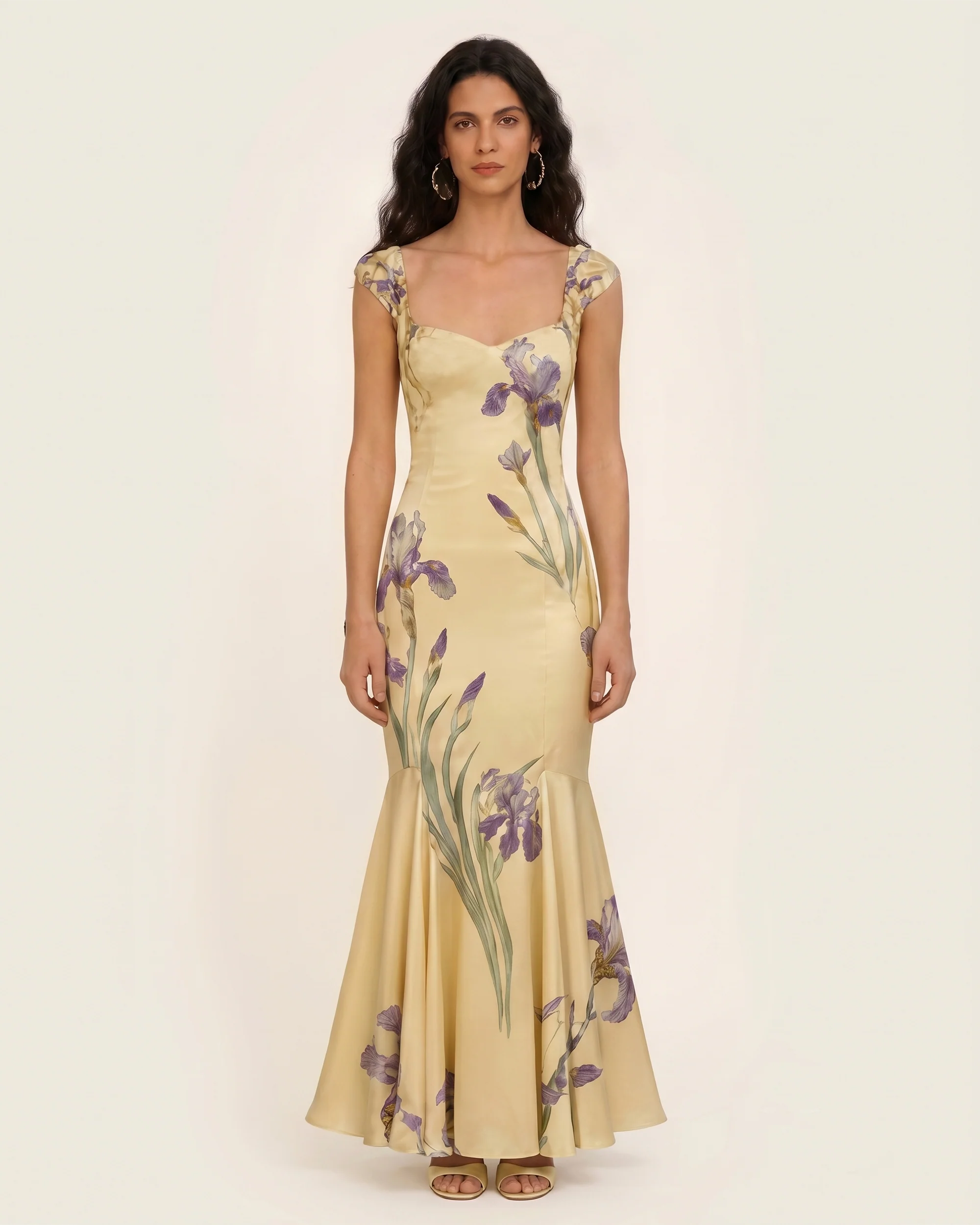 Iris Satin-Maxikleid im Meerjungfrau-Stil mit Print - Zartgelb