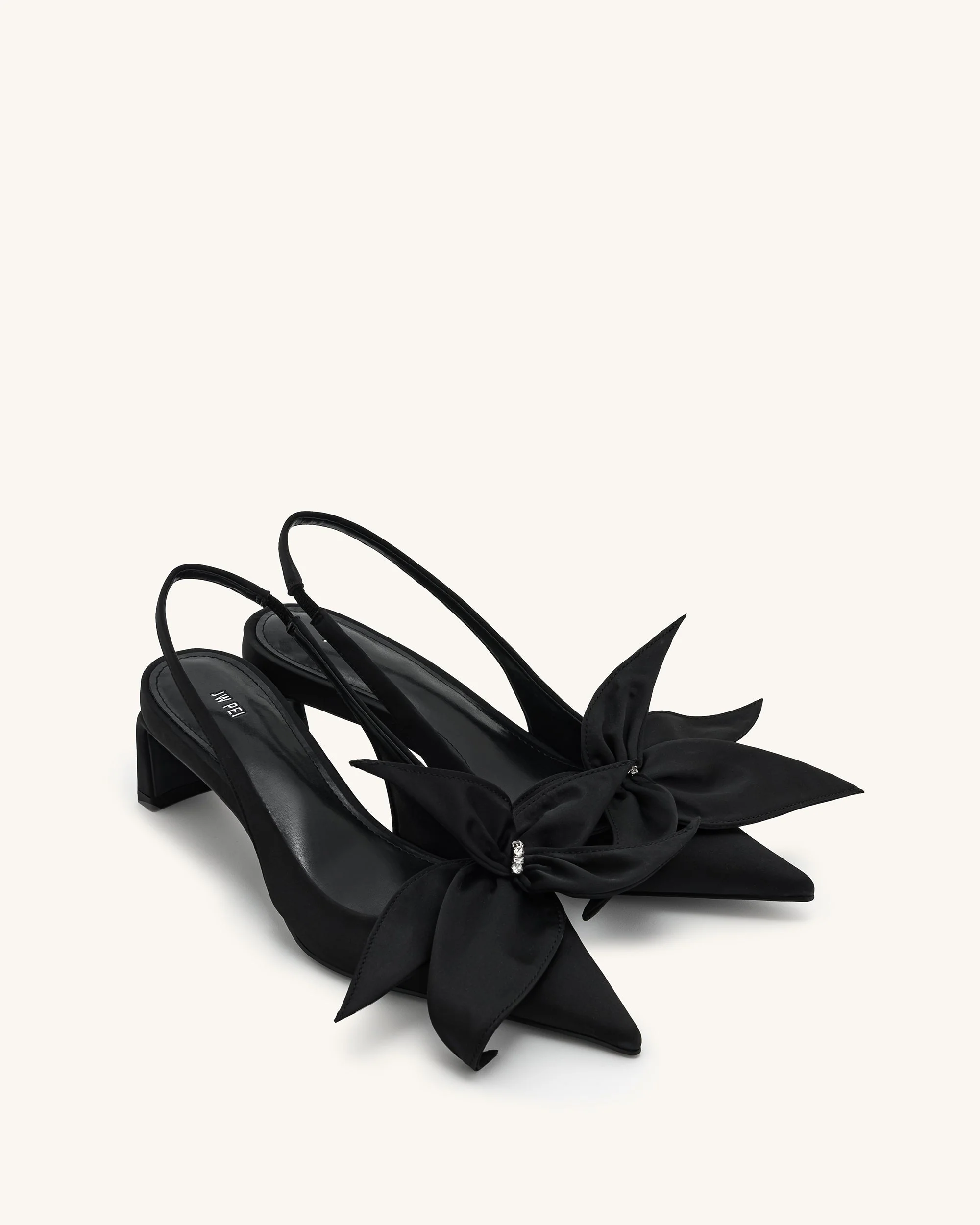 Queena Slingback-Pumps mit floralen Applikationen - Schwarz - Image 3