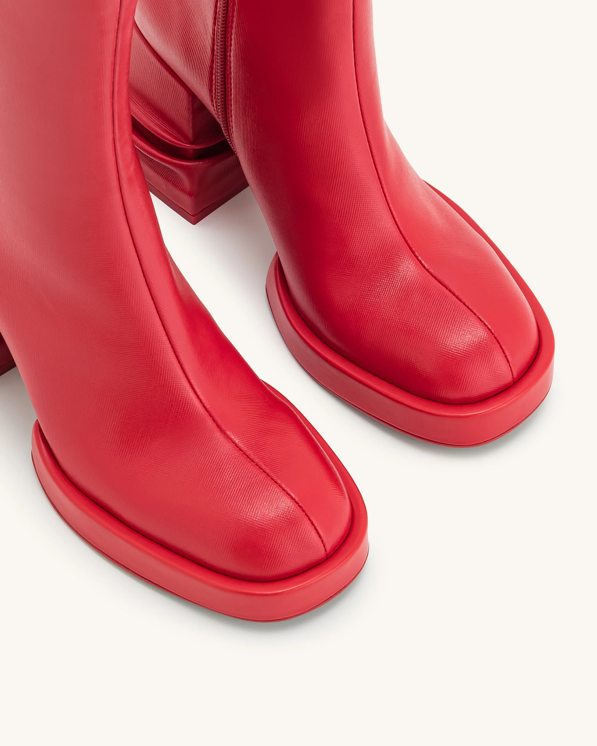 Saylor Plateau-Stiefeletten mit Rundzehen - Rot - Image 5