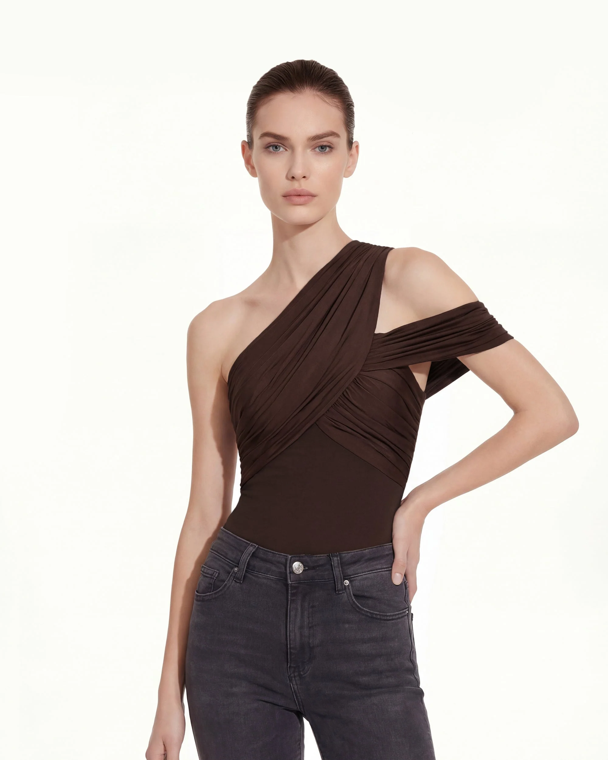 Asymmetrisches One-Shoulder-Oberteil mit Raffung - Braun