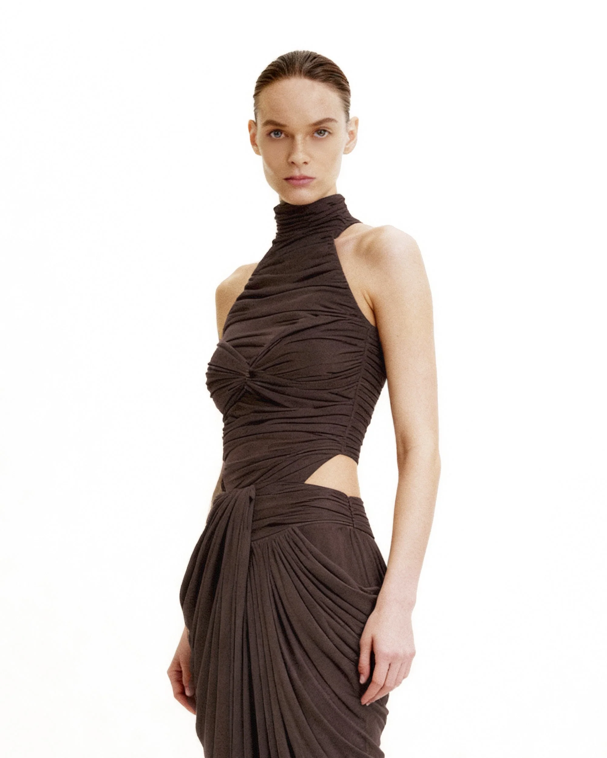 Geraffter Halterneck-Body mit Twist-Detail vorne – Braun - Image 3