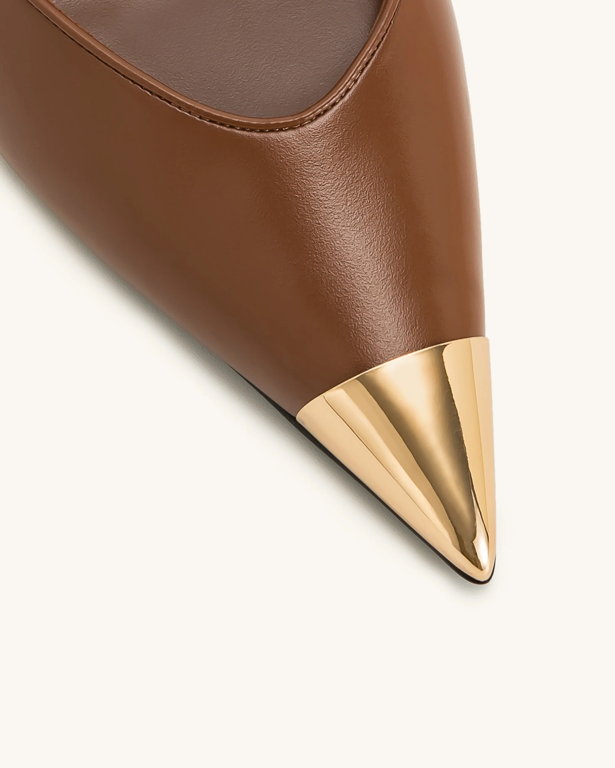 Savannah Slingback-Pumps mit goldener Spitze - Braun - Image 6