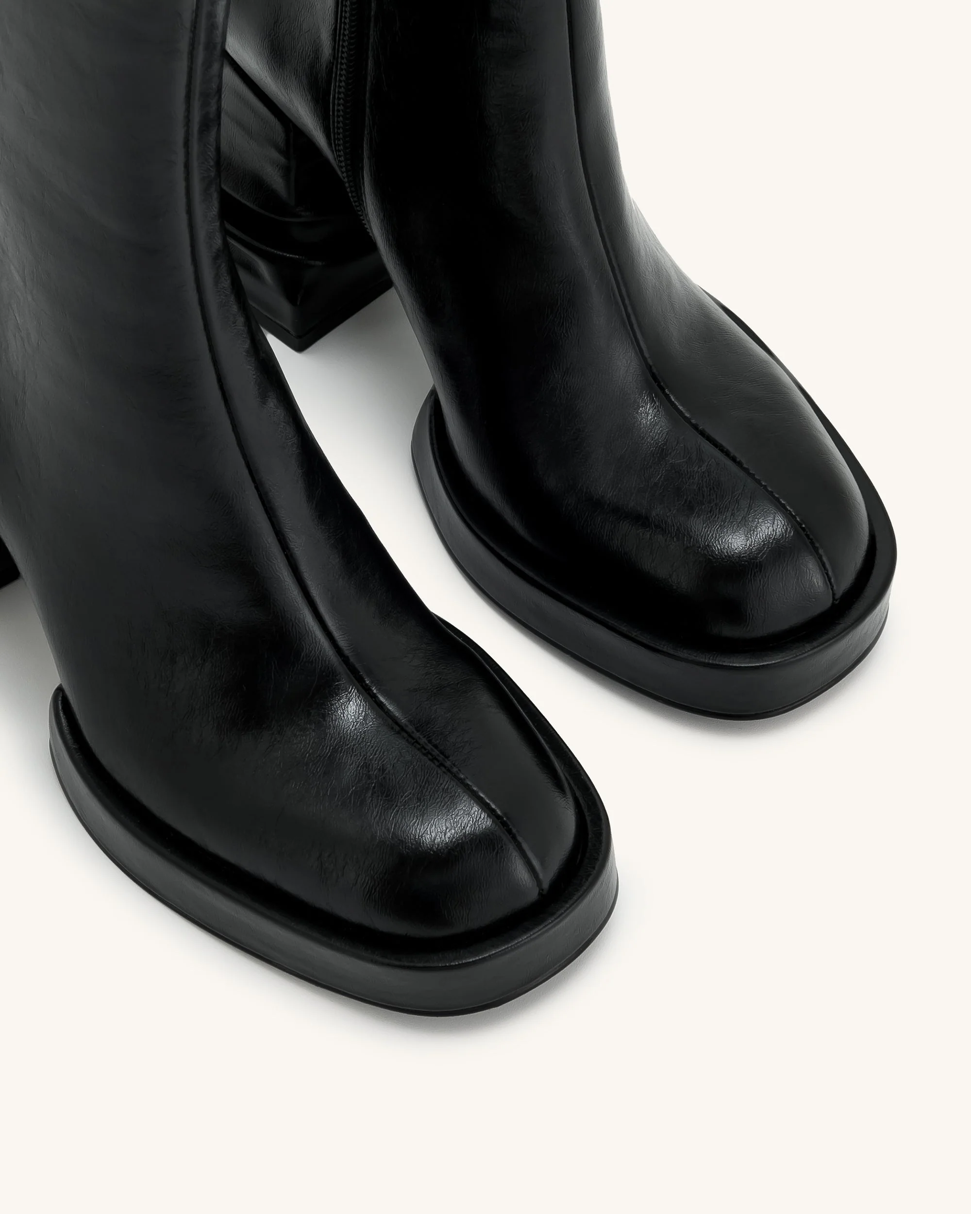 Saylor Plateau-Stiefeletten mit Rundzehen - Schwarz - Image 5