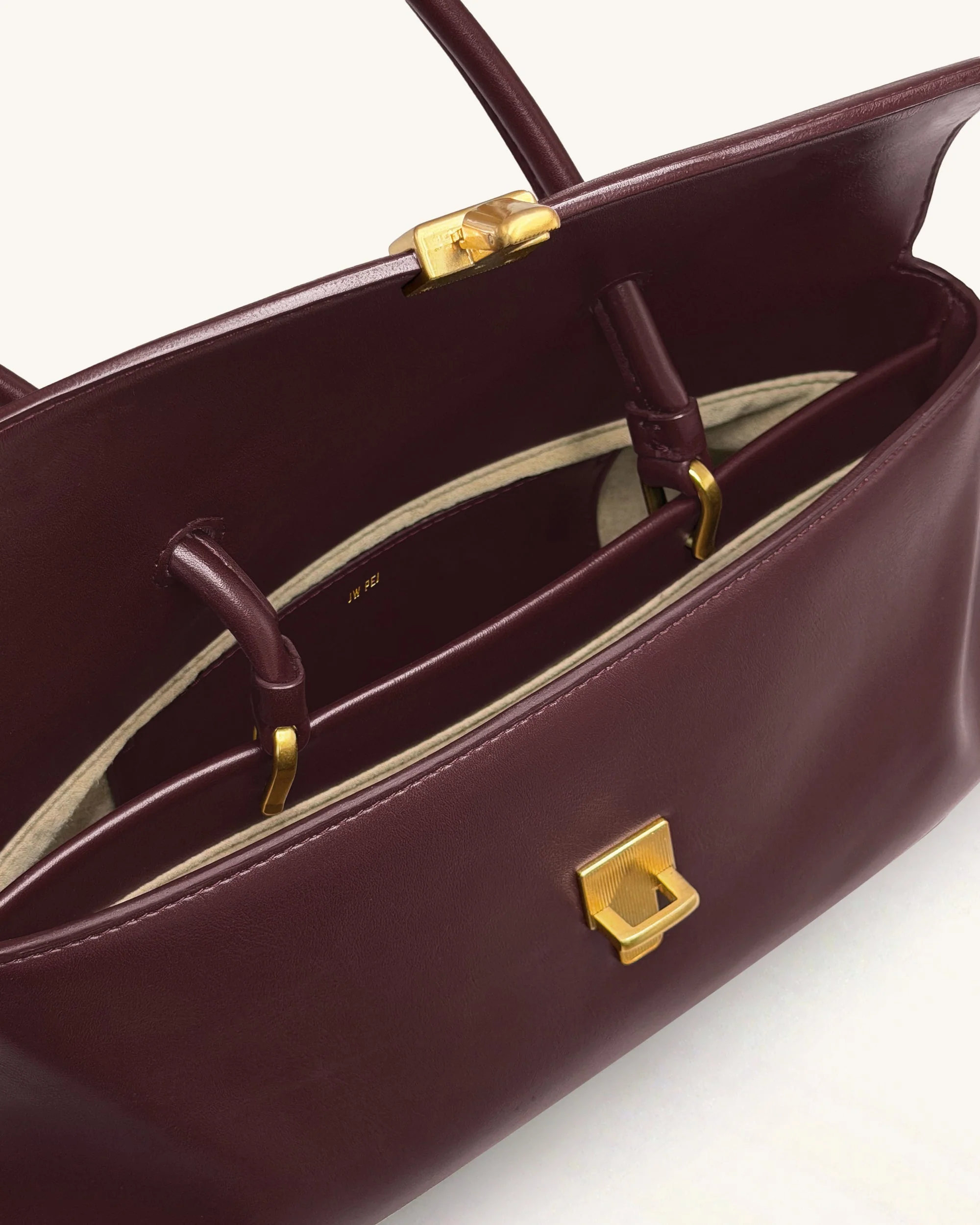 Selene Tasche mit Überschlag und Schloss - Burgunderrot - Image 4