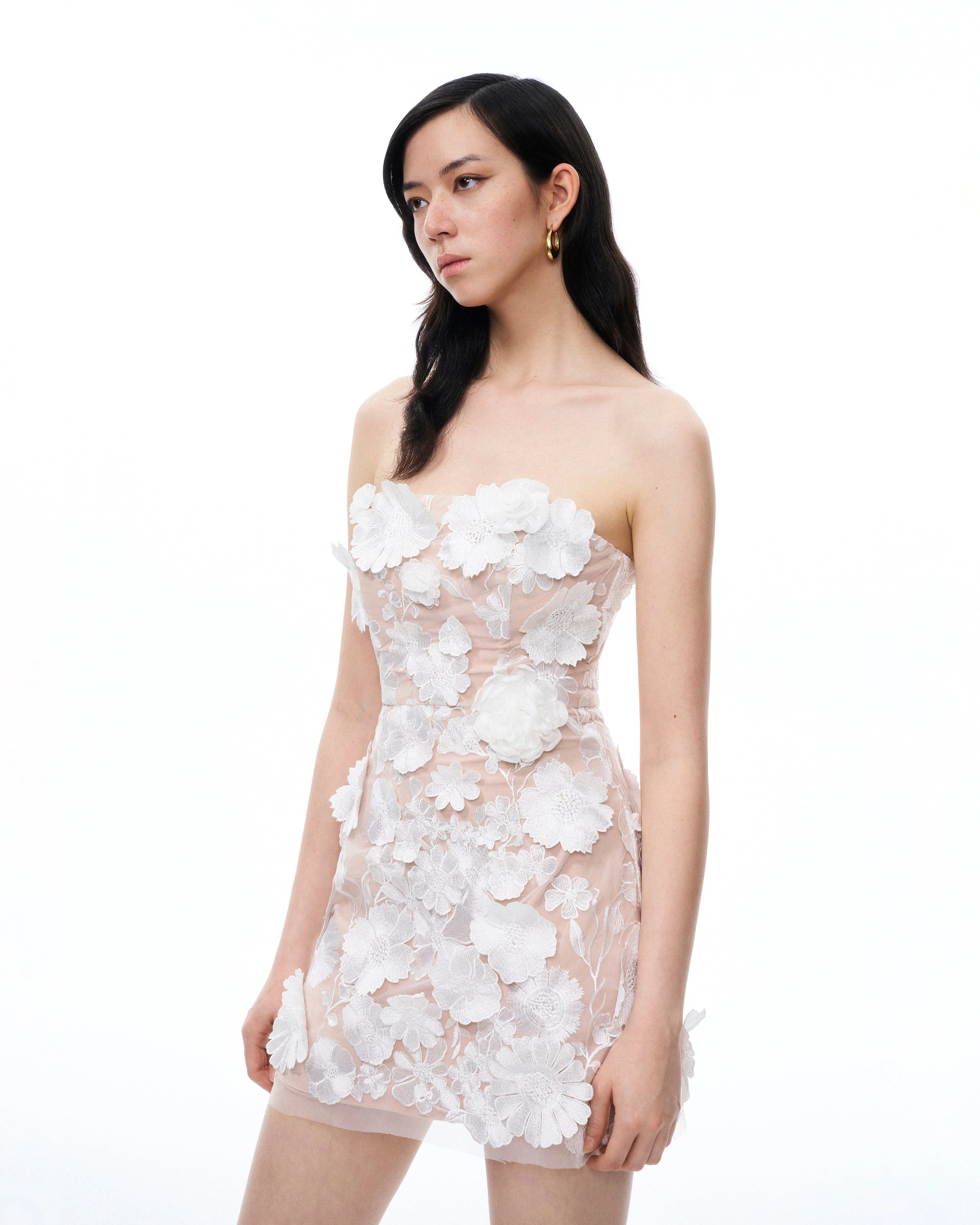 Serafina Besticktes Minikleid mit Blumen – Weiß - Image 5