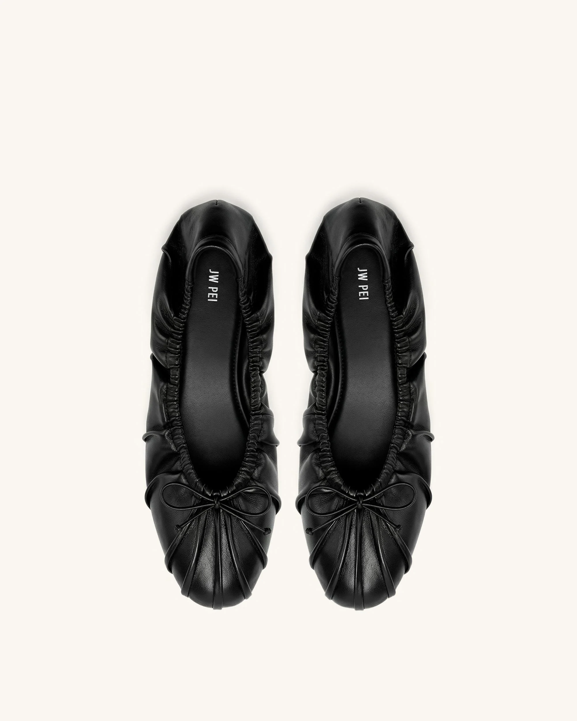 Solenne Ballerinas mit Raffung und Kordelzug – Schwarz - Image 3