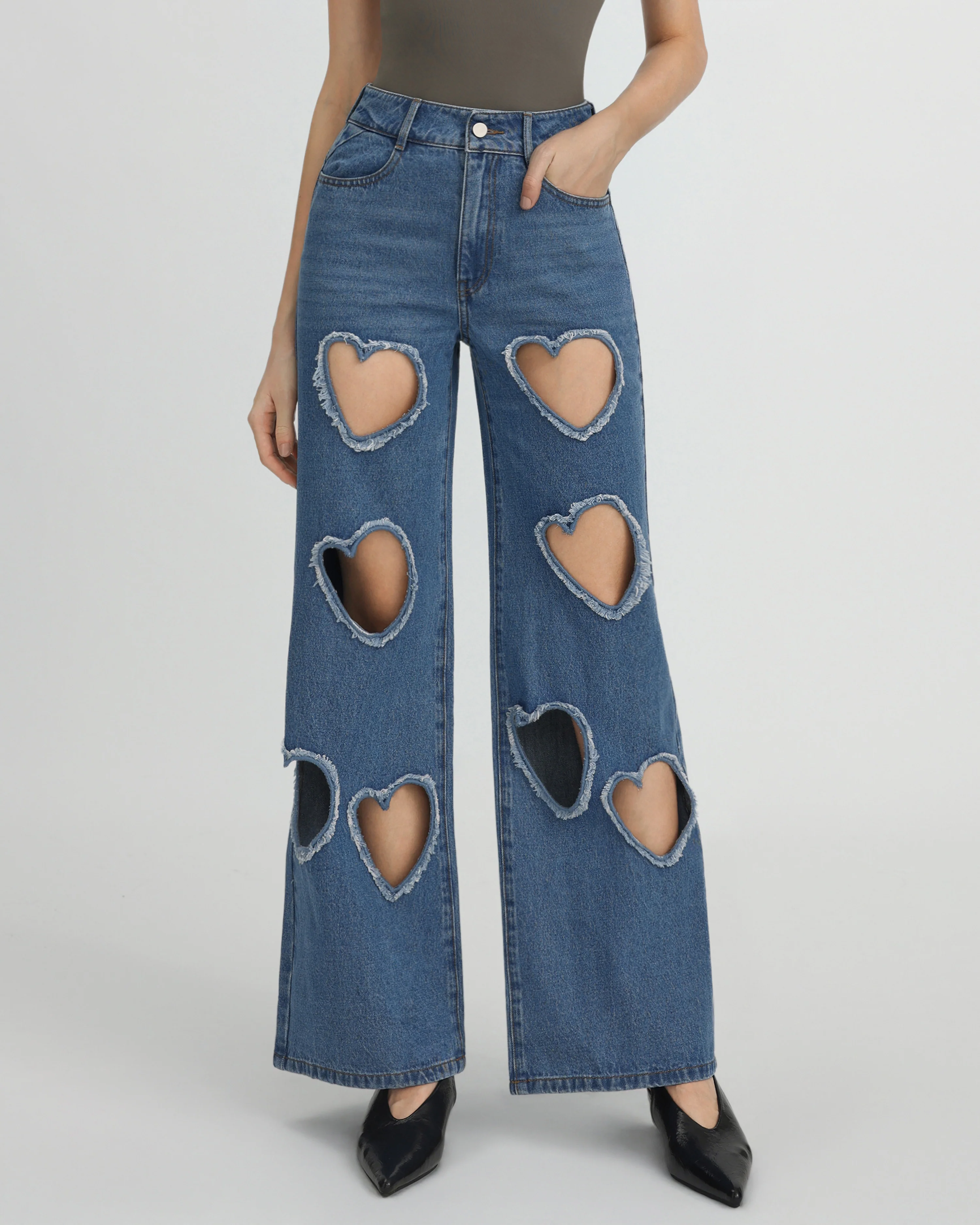 Sophia Verzierte Jeans mit Herzausschnitt - Mittelblau - Image 2